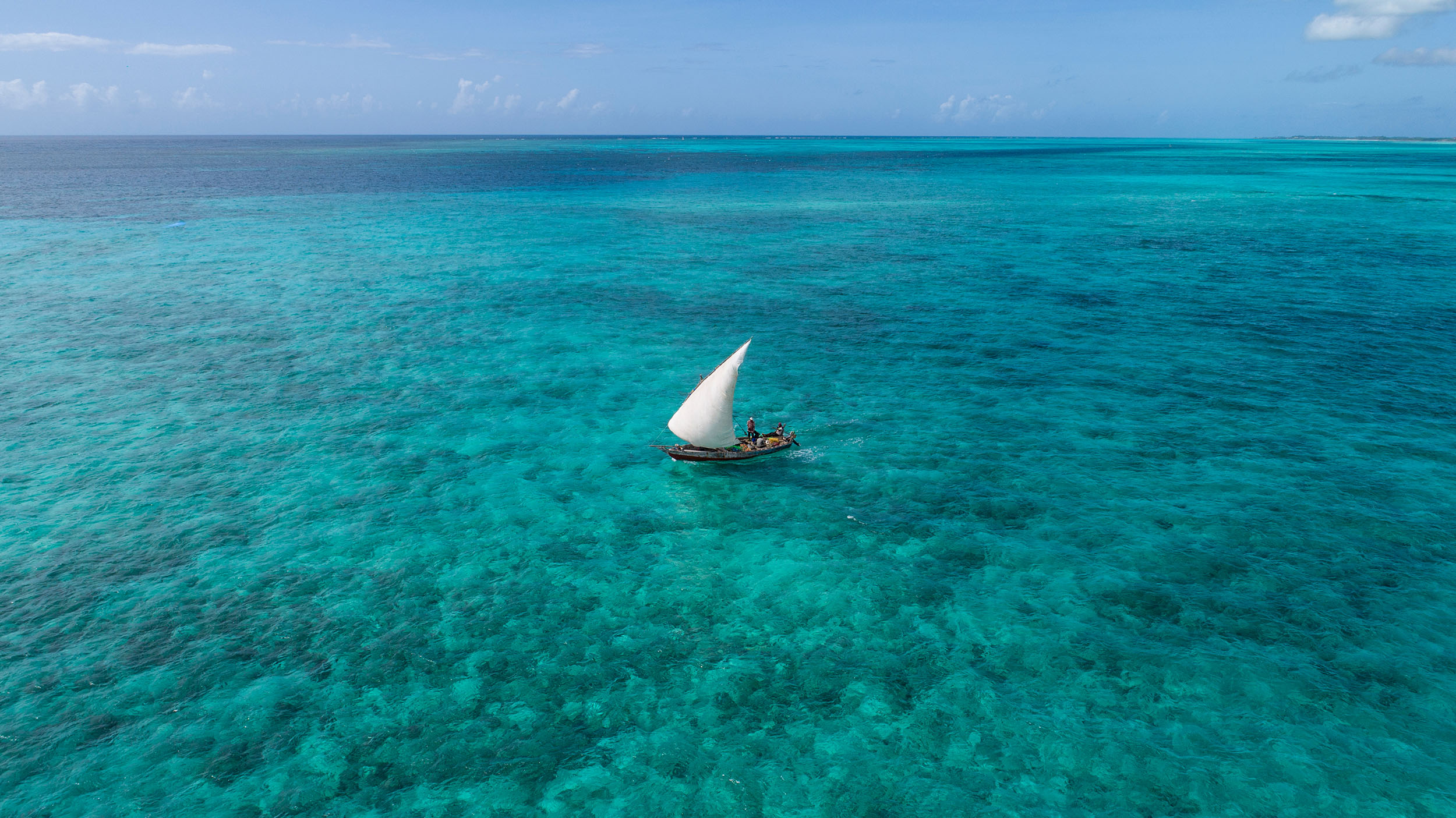 Zanzibar dhow cruise ocean 